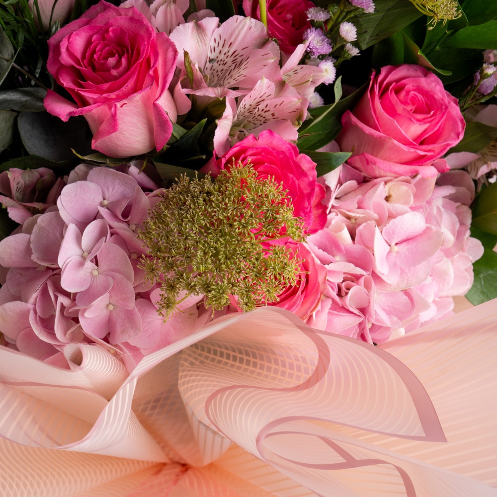 1.4 Hydrangea & Rose Delight