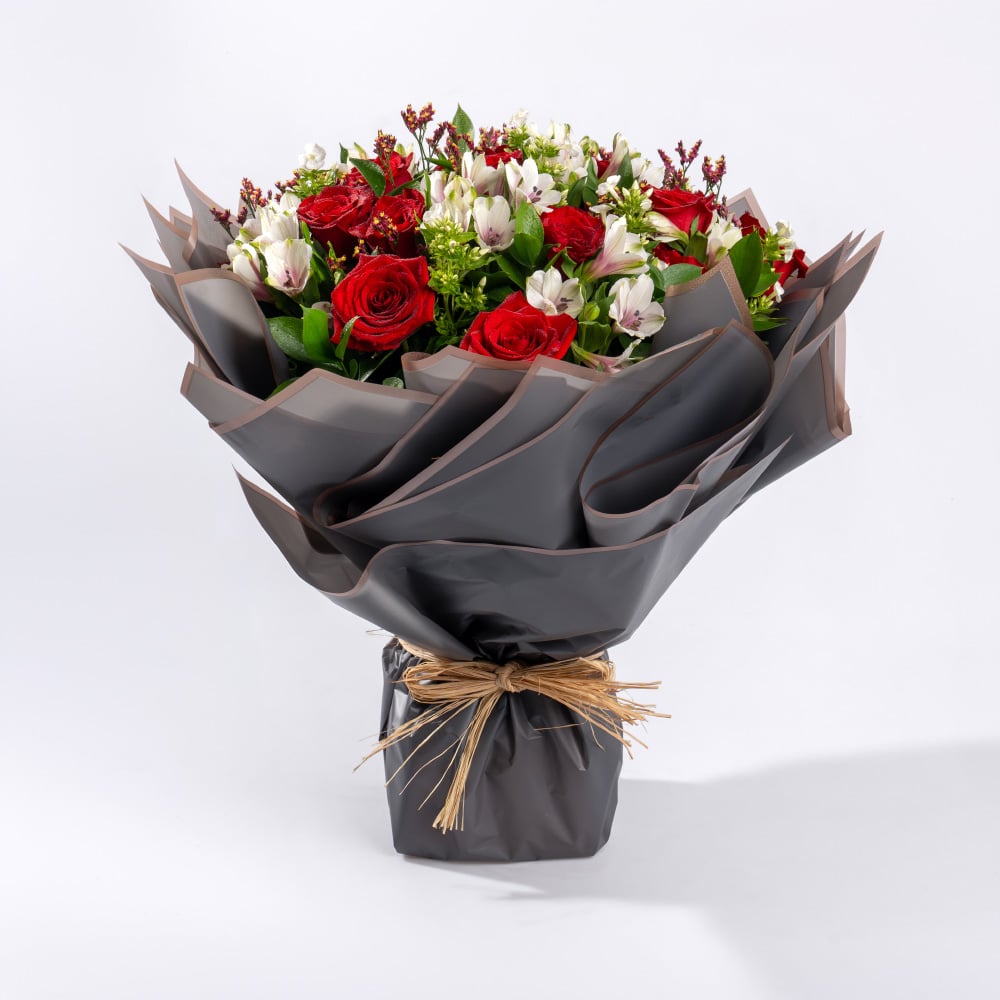 5 Limonium Charm with Roses