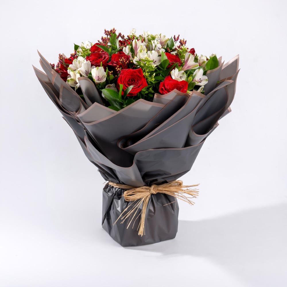 5.2 Limonium Charm with Roses