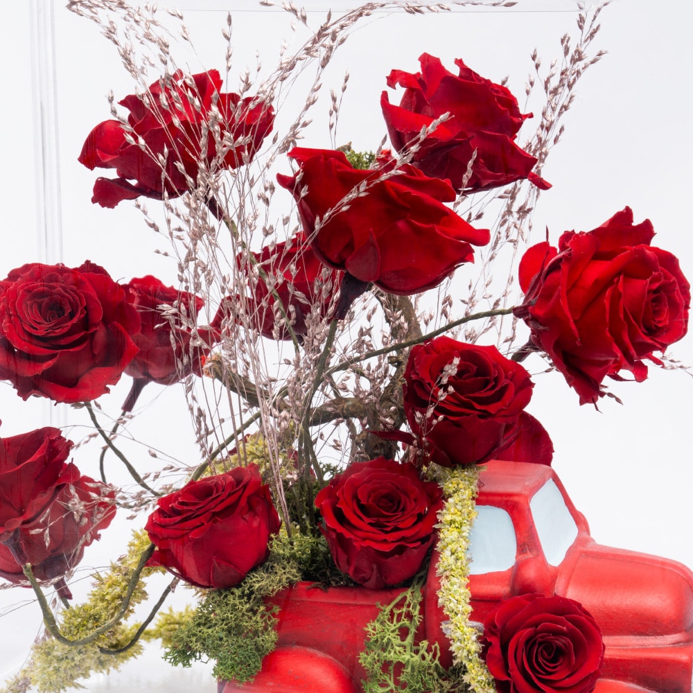 5.2 Forever Red Rose Display