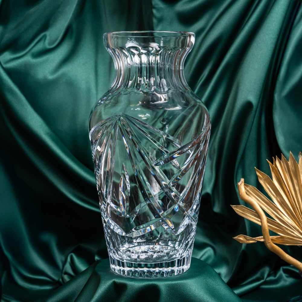 14.2 Luxurious Clear Crystal Vase