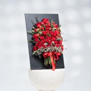 Mother's Day 9 Bold Affection: Red Roses, Baby Roses with Limonium (H:60 cm)