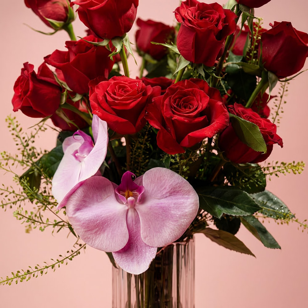 37.2-1.jpg Vase Arrangement with Roses & Green Bells