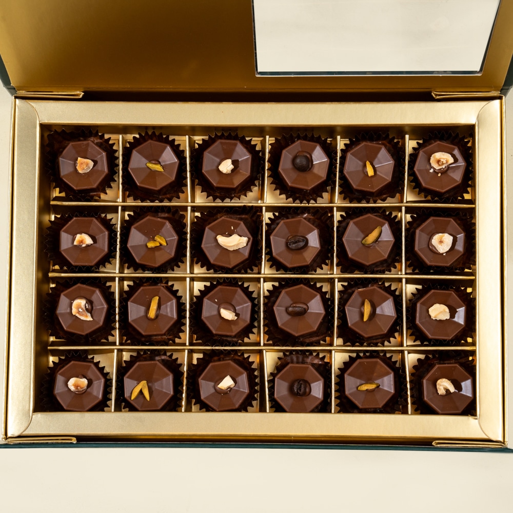 45.2 Triple Delight Mix Chocolate 24 pcs Box