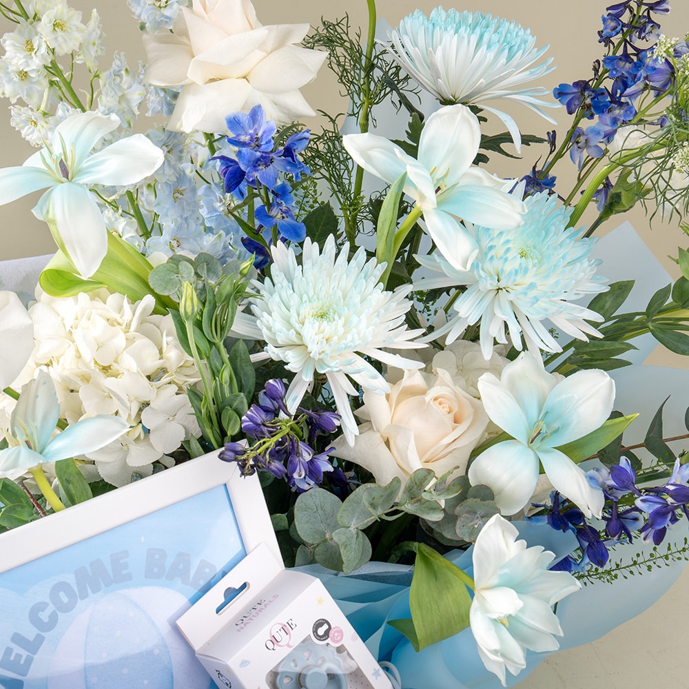 20.5 Luxury Baby Boy Keepsake Basket with Flowers & Personalized Feeding Set
