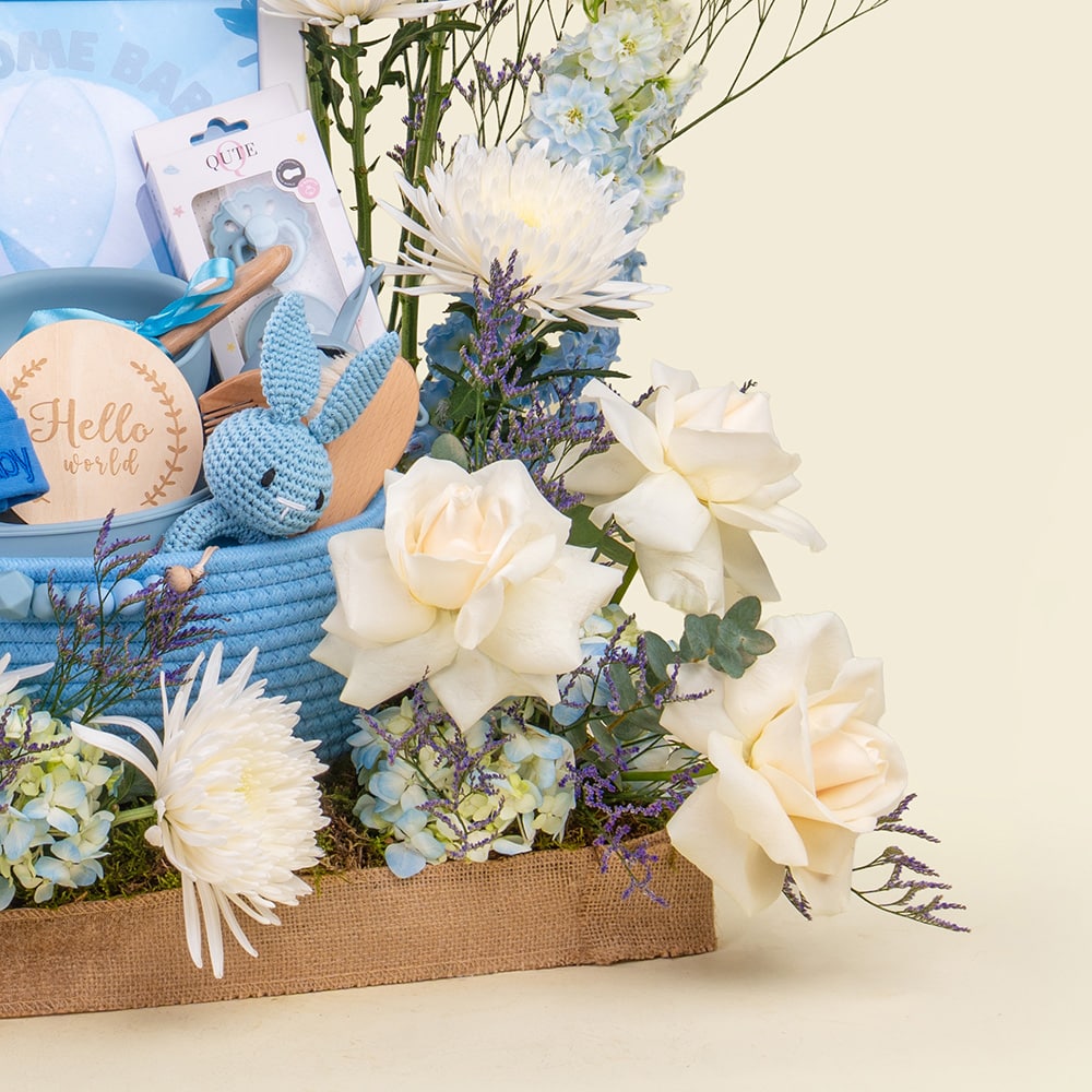 3.6 Luxury Baby Boy Keepsake Basket with Calla Lily